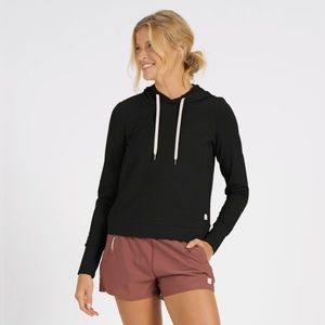 Vuori Halo Essential Hoodie in Black (size S) NWOT